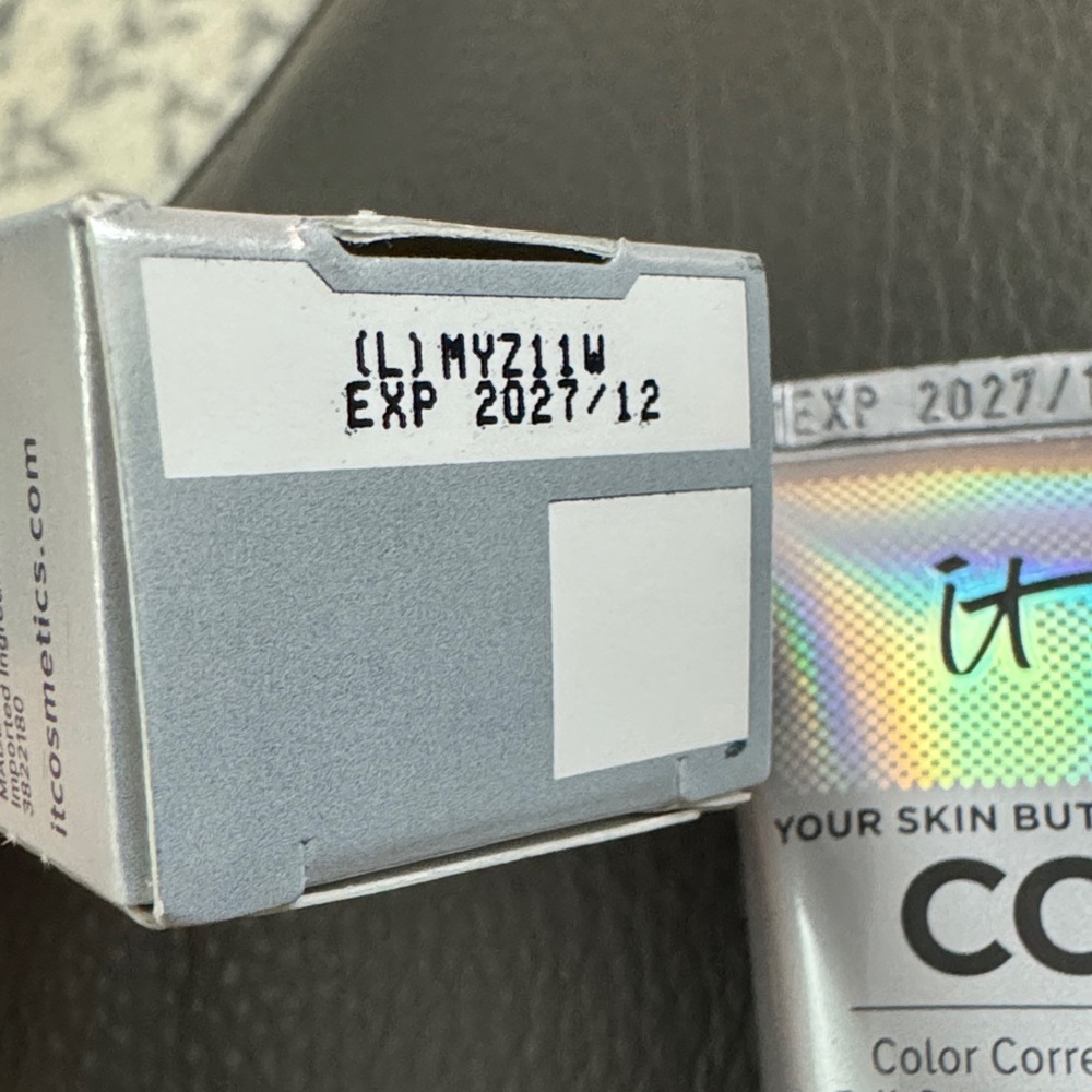 IT Cosmetics CC+ Cream SPF 50+ UVA UVB Light NEW Full Size - Picture 8 of 9